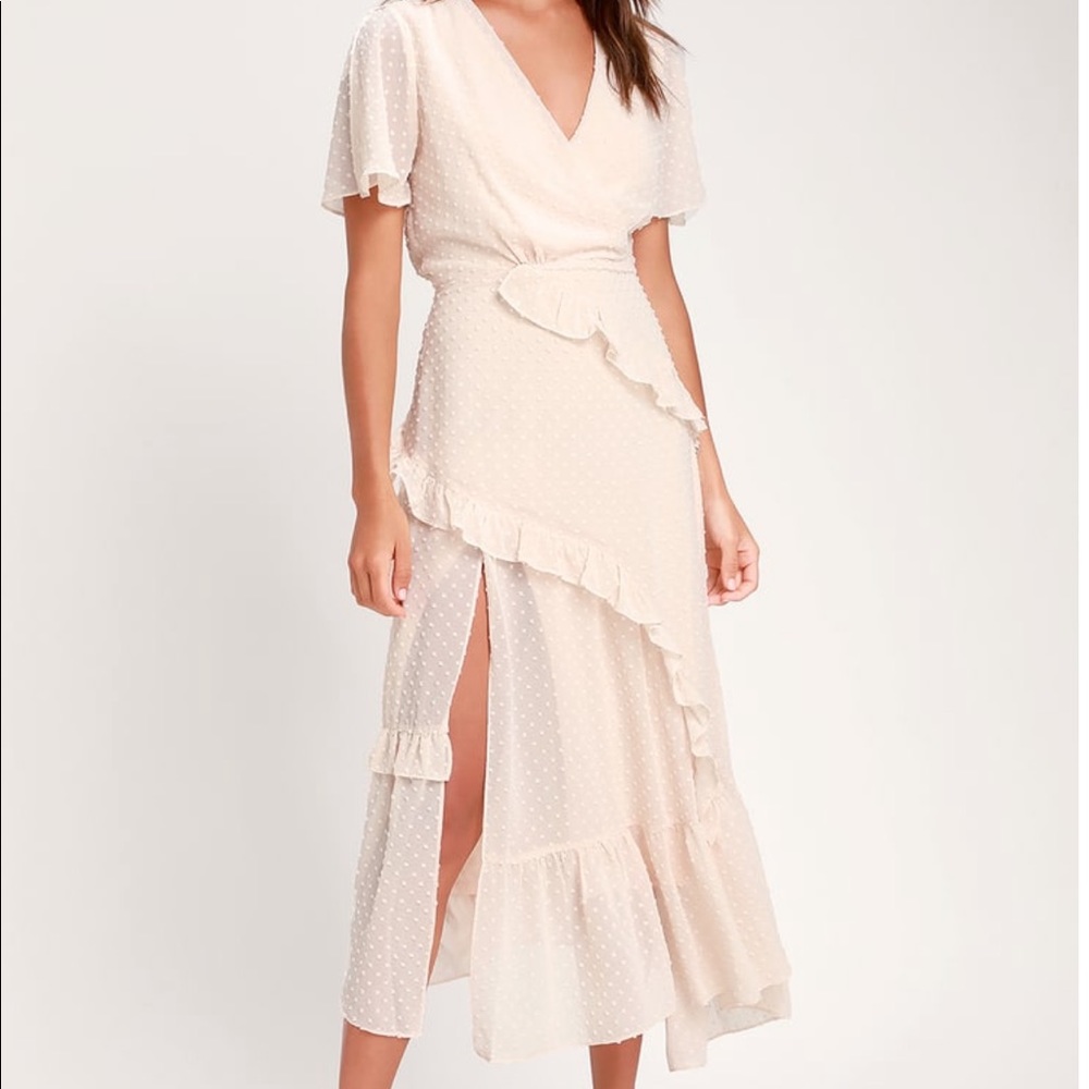 Lulu’s ‘Next To You’ Cream Swiss Dot Midi Dress